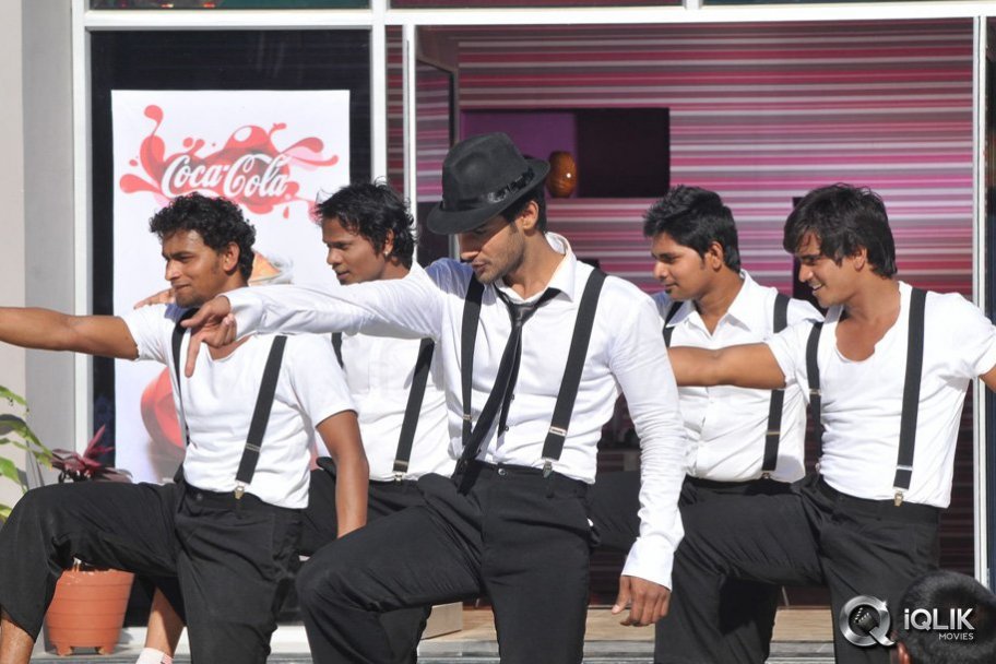 Pyaar Mein Padipoyane